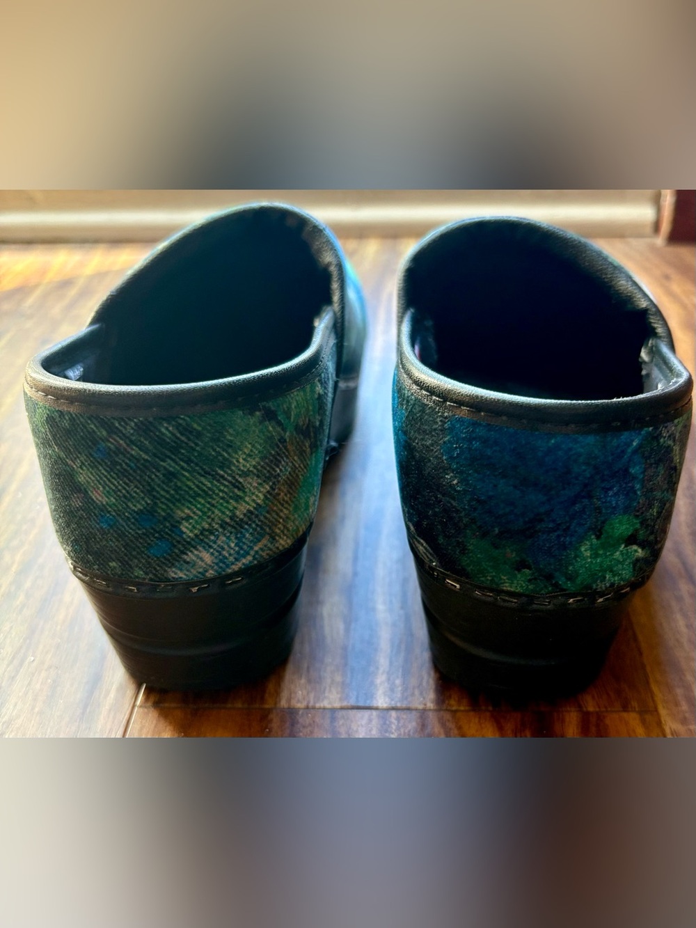 Sanita Danish Design Blue/Green Vegan Velvet Clog size 39/8.5 - Picture 2 of 5